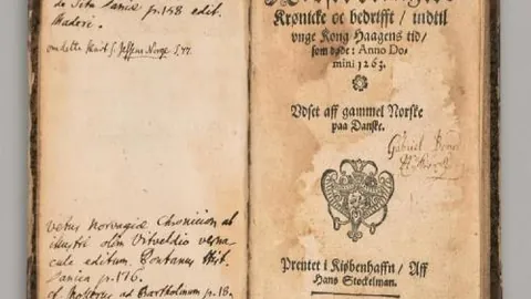 贝尔金发布新创作者无线麦克风三脚架套装